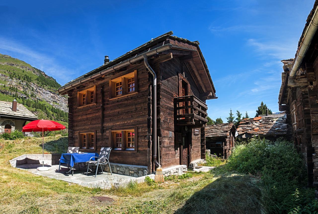 Chalet Tuk-Tuk Villa เซอร์แมท ภายนอก รูปภาพ