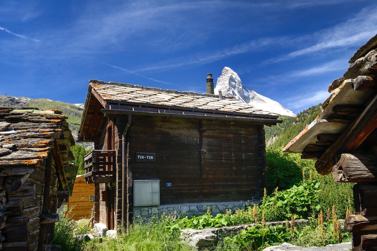 Chalet Tuk-Tuk Villa เซอร์แมท ภายนอก รูปภาพ